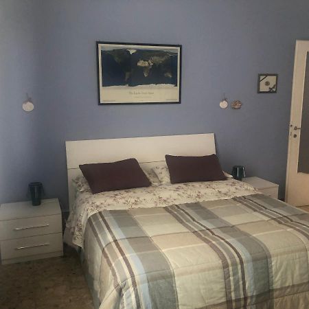 Apartment Montebello Πάρμα Εξωτερικό φωτογραφία