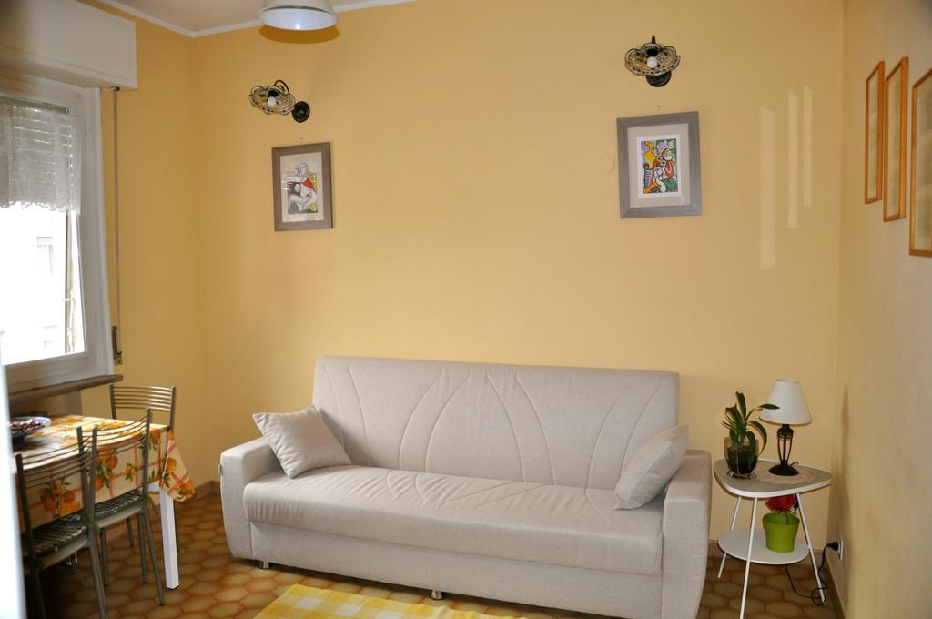 Apartment Montebello Πάρμα Εξωτερικό φωτογραφία